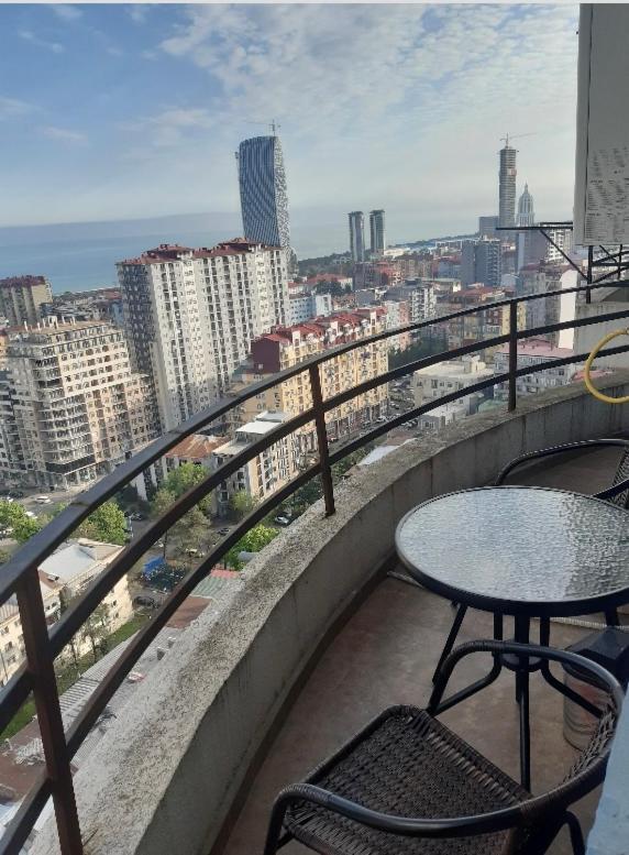 Bn Apartmen'T Apartment Batumi Exterior photo